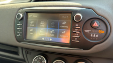 Toyota Yaris 1.0 [72] VVT-i Icon Tech 5dr Petrol Hatchback